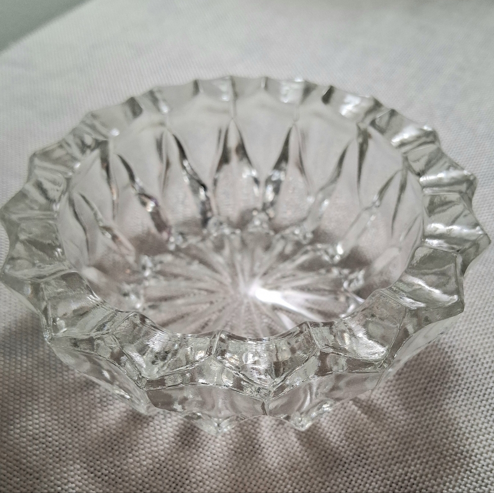Vtg Elegant Clear Cut Crystal Ashtray KIG Indonesia